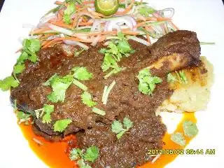 Dhaba Tandoori & Curry Cafe
