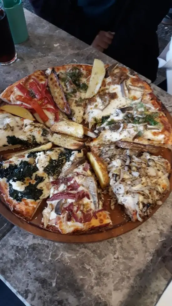 Pizza Argentina'nin yemek ve ambiyans fotoğrafları 75