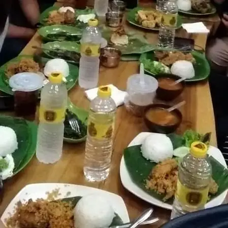 Gambar Makanan Ayam Kremes Kraton 8