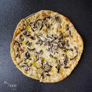 Gambar Makanan Sliced Pizzeria, Cilandak 20