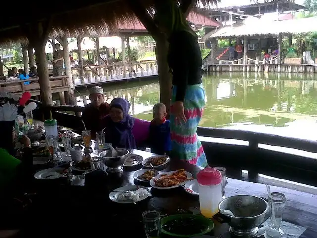 Gambar Makanan Restoran Seafood 'Tepi Laut' 4