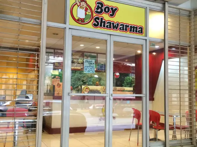 Boy Shawarma Food Photo 11