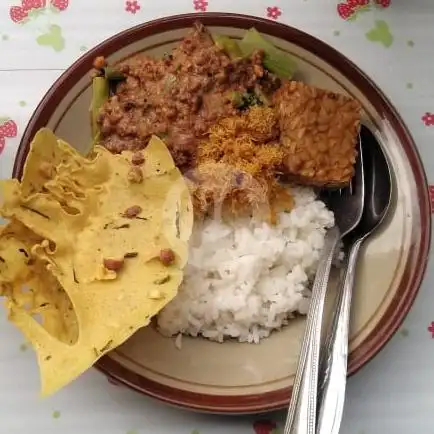 Gambar Makanan Nasi Pecel Kampung Sawah, Pakis 1