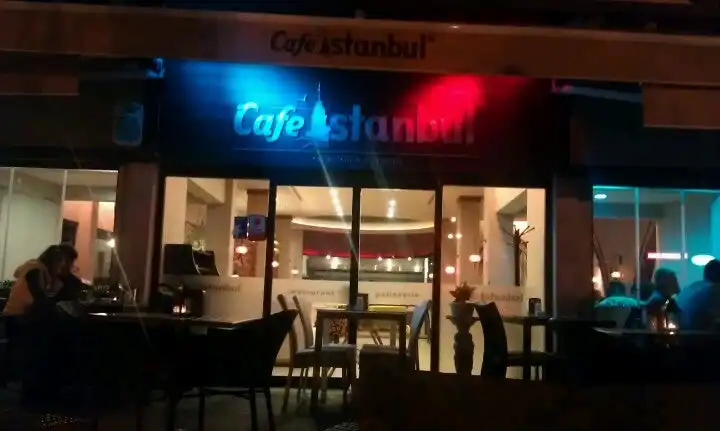 Cafe İstanbul'nin yemek ve ambiyans fotoğrafları 3