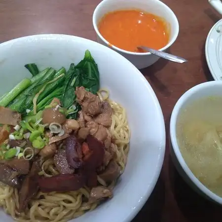 Gambar Makanan TipTop Noodle House 7