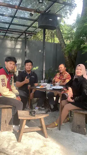 Gambar Makanan Jurnal Risa Coffee Dago 74