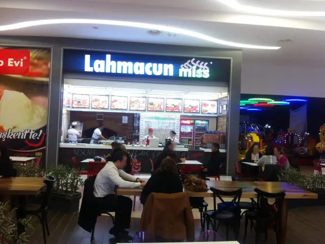 Lahmacun Miss'nin yemek ve ambiyans fotoğrafları 2