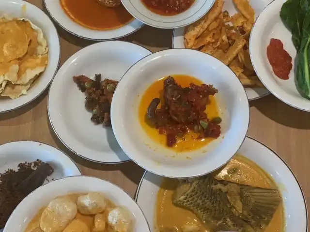 Gambar Makanan Kedai Nasi Pauh Piaman Pekanbaru 6