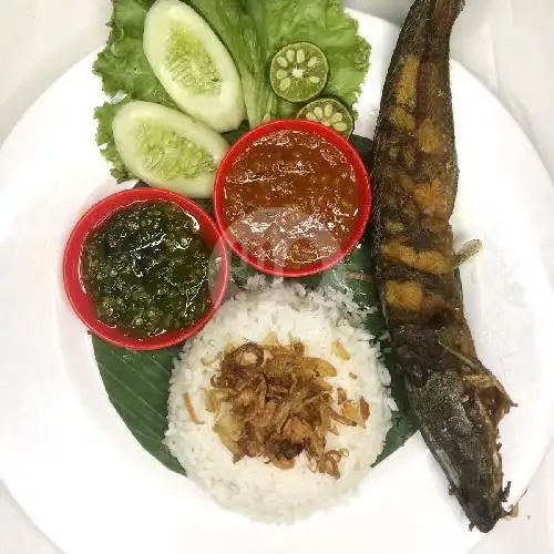 Gambar Makanan Ayam Penyet Cabe Ijo Ibu Ros 2, Kebon Sirih 7