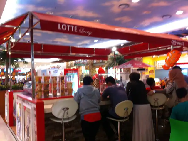 Gambar Makanan Walls Lotte Lounge 2
