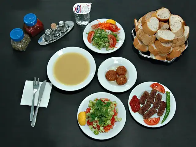 Bakırköy Köftecisi'nin yemek ve ambiyans fotoğrafları 1
