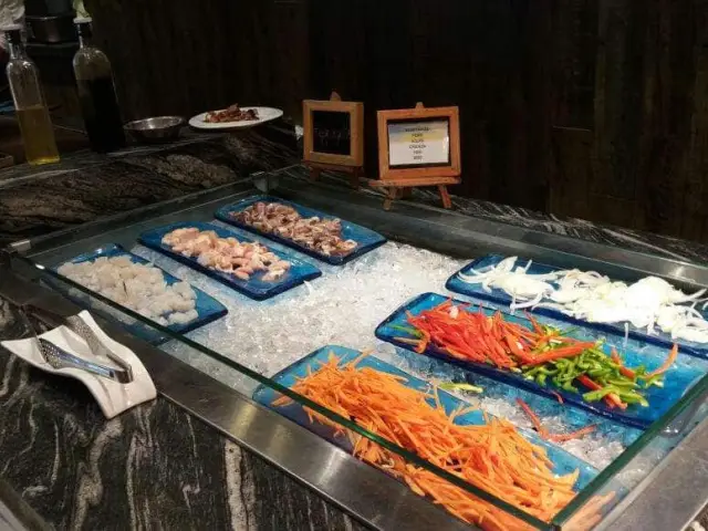 Four Seasons Buffet & Hotpot Food Photo 2