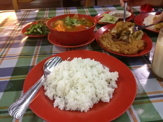 Man Tomyam Food Photo 12