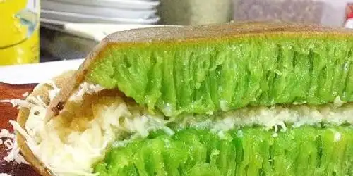 Martabak Bangka Reysha (putra lebaksiu)