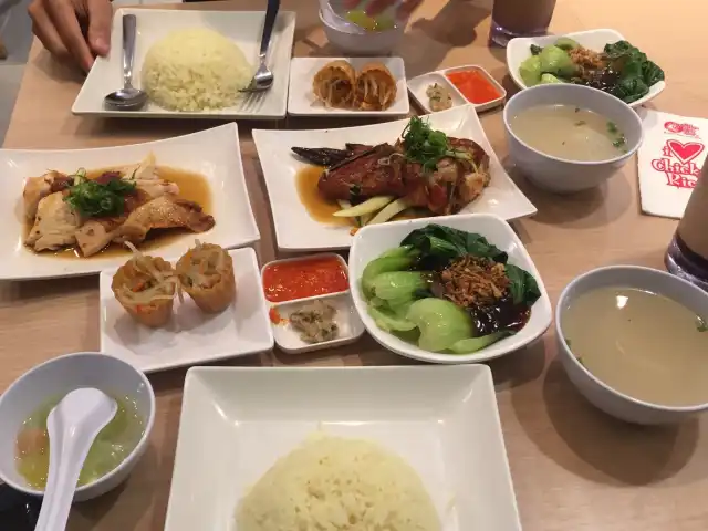 The Chicken Rice Shop Food Photo 11