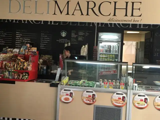 Deli Marché'nin yemek ve ambiyans fotoğrafları 11