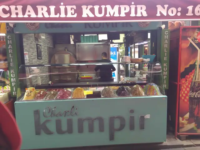 Charlie Kumpir'nin yemek ve ambiyans fotoğrafları 2