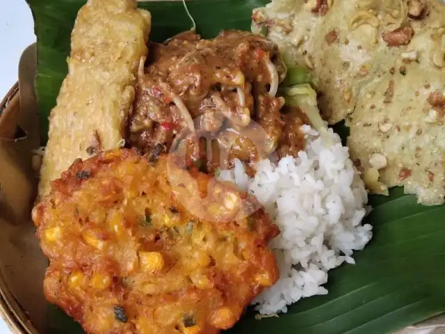 Gambar Makanan Pecel Kremes Madiun, Lowokwaru 7