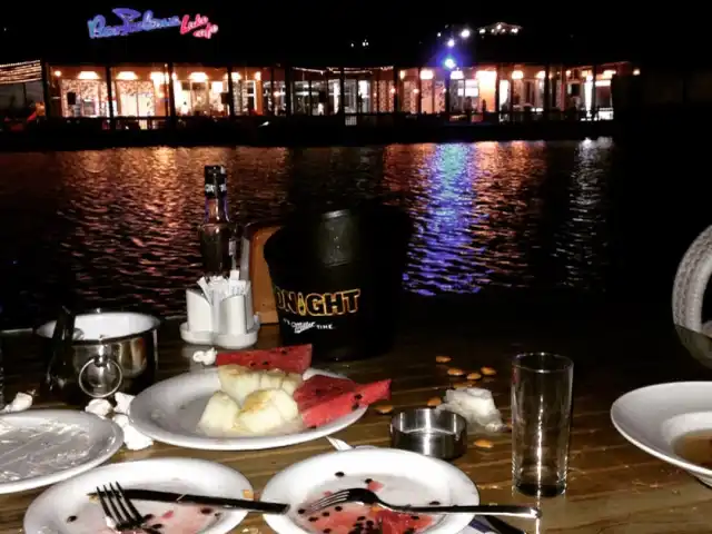 Barcelona Lake Cafe'nin yemek ve ambiyans fotoğrafları 3