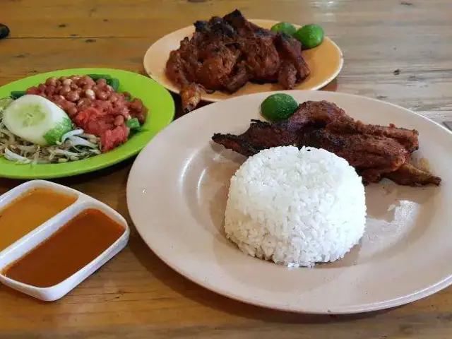 Gambar Makanan Ayam Bakar Taliwang Rinjani 9