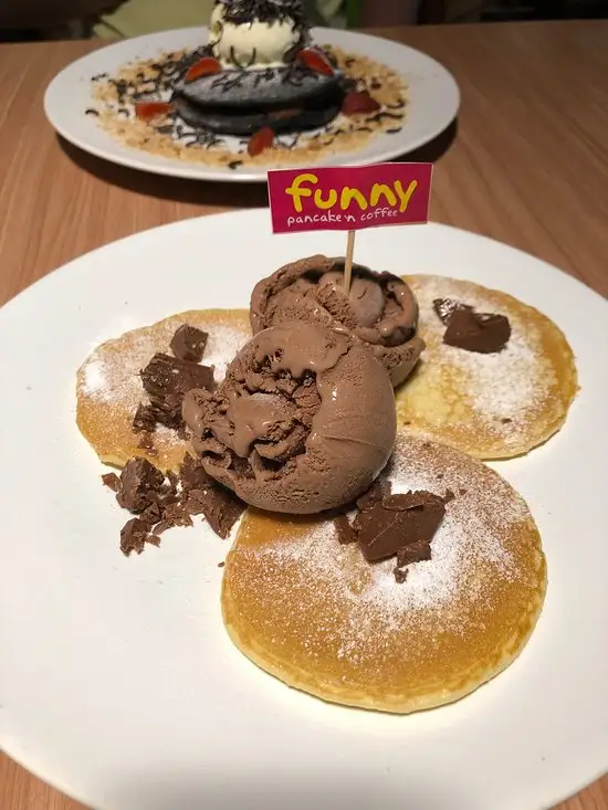 Gambar Makanan Funny Pancake 'n Coffee 12