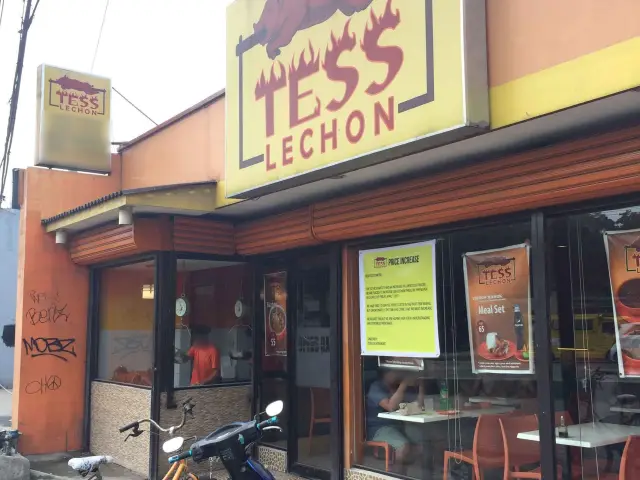 Tess Lechon Food Photo 2
