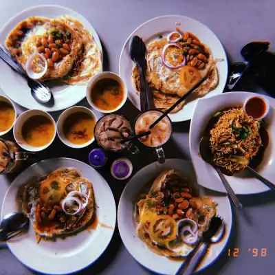 Kedai Makan Pakwan Manjoi