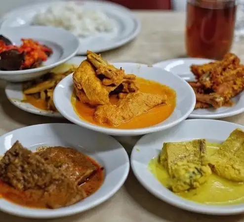 Gambar Makanan Restoran Sederhana Masakan Padang 2