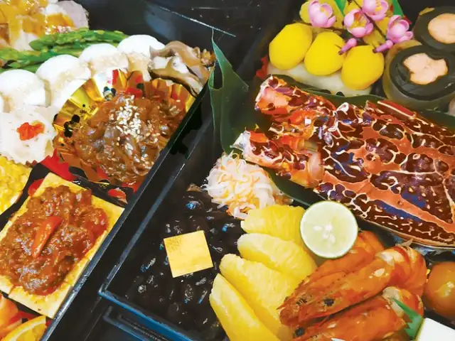 Gambar Makanan ISEYA Sukiyaki Robatayaki Japanese Restaurant 19