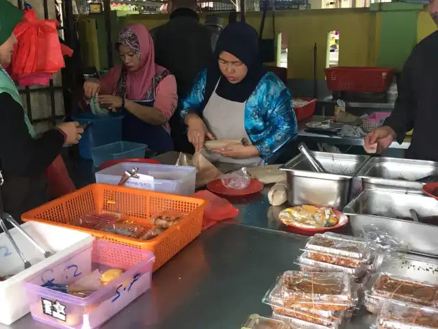 Nasi Lemak RM 1.20 @ Section 6, Kota Damansara