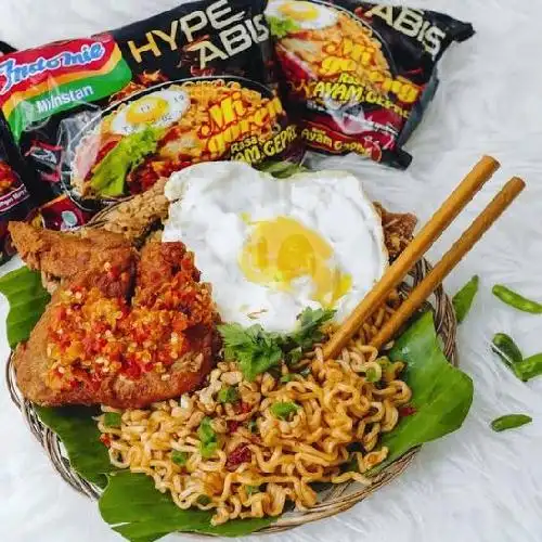 Gambar Makanan Geprek Bu Yuyun 3