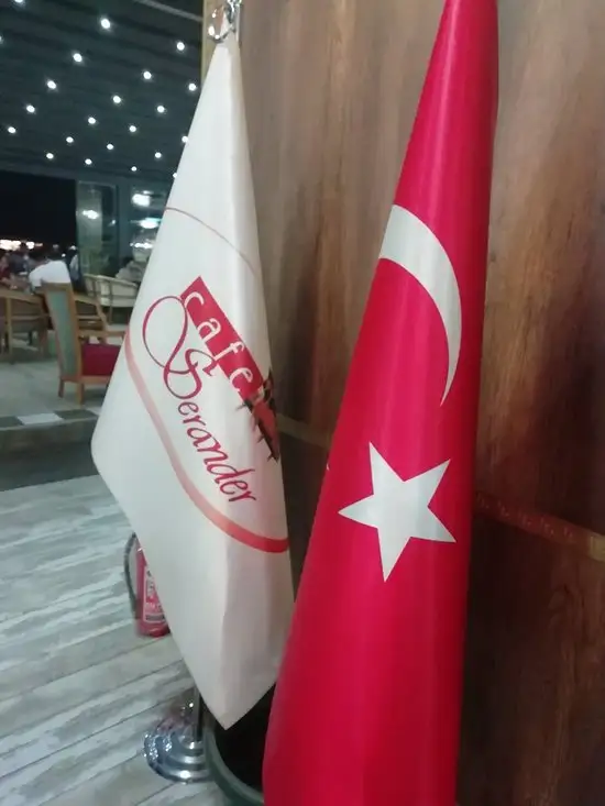 Serander Bosphorus Nargile Cafe'nin yemek ve ambiyans fotoğrafları 14