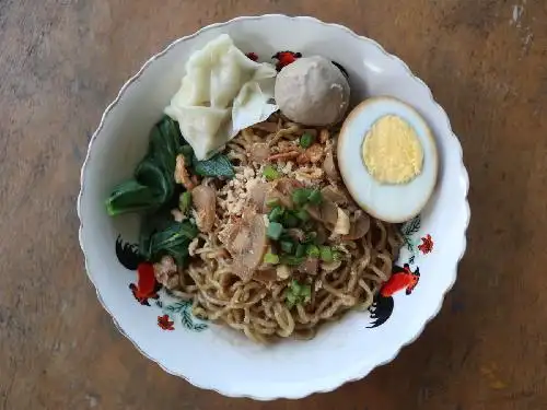 Mie Pinangsia Malang