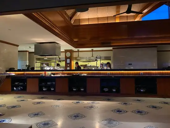 Gambar Makanan The Puhu Restaurant & Lounge by Padma Resort Ubud 11