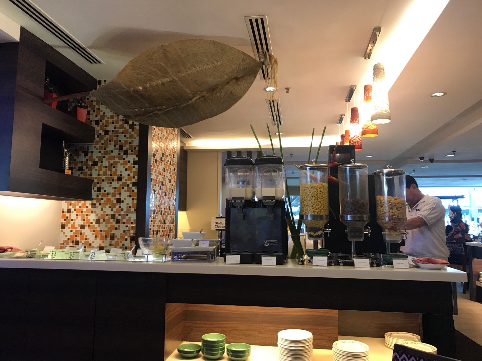 Orchid Garden Coffee House, Dinner, Kuching YummyAdvisor