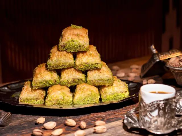 Şeyhmus Alto Kadayıf & Baklava