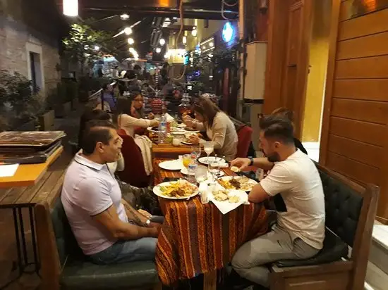 Bezirhan Cafe Türk Ocağı'nin yemek ve ambiyans fotoğrafları 6