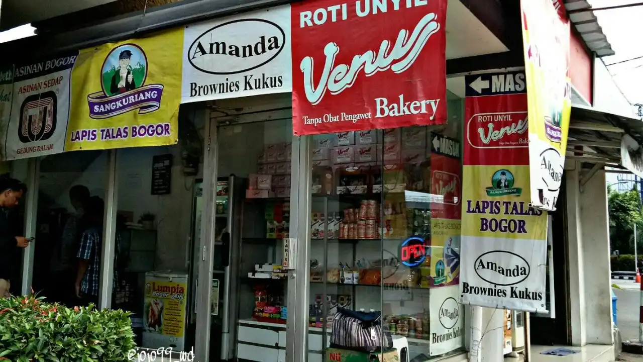 Roti Unyil Venus Cibubur