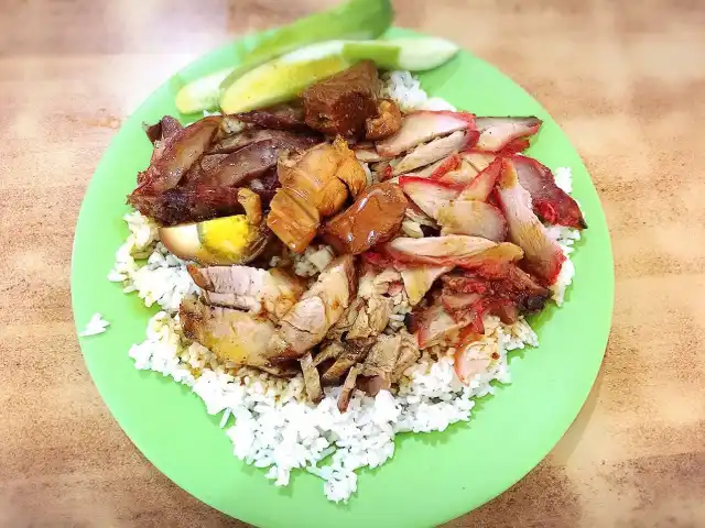 Gambar Makanan Nasi Campur Kong Hu Pay 11