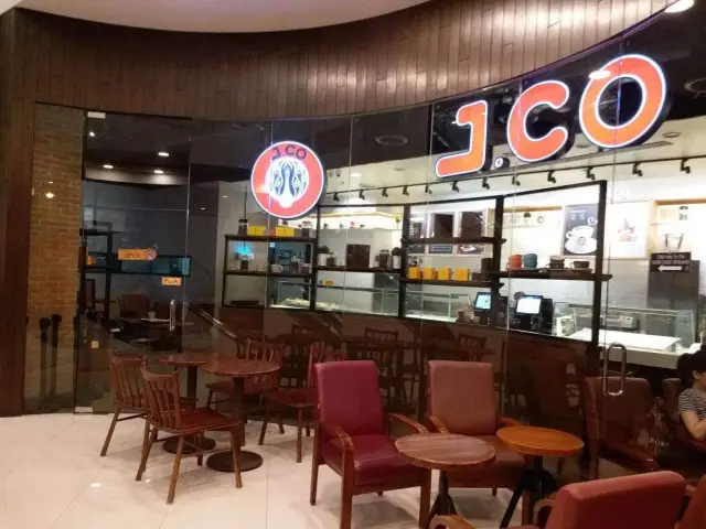J.CO Donuts & Coffee Food Photo 10