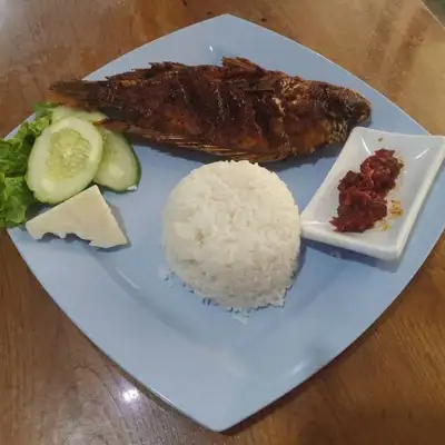 Ayam Buron