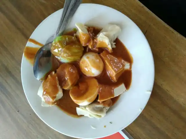 Gambar Makanan Siomay Pak Lebah, jln Dr. Muwardi Renon-Denpasar 6