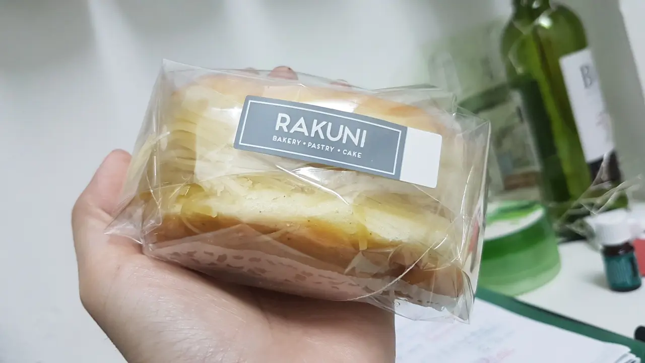 Rakuni Bakery