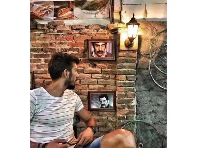 İzmir Otantic Cafe