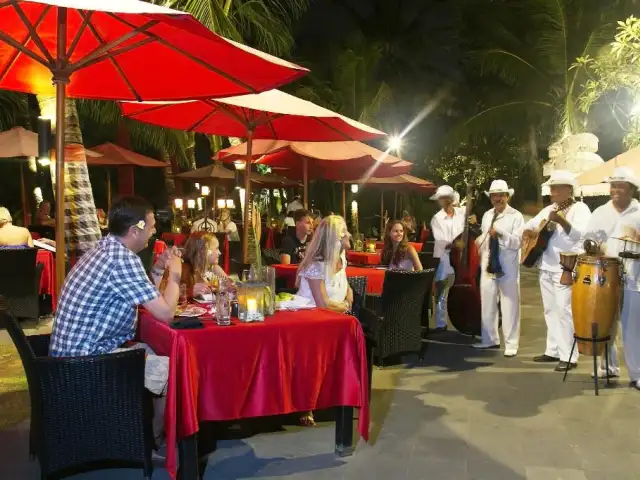 Gambar Makanan Ocean Terrace Restaurant 5