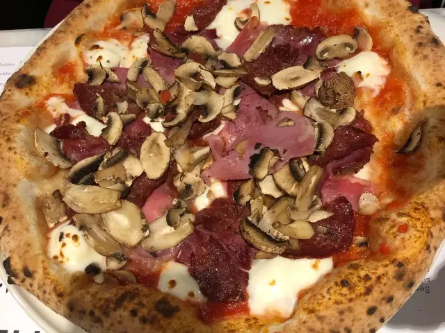 Nappo Pizza'nin yemek ve ambiyans fotoğrafları 11