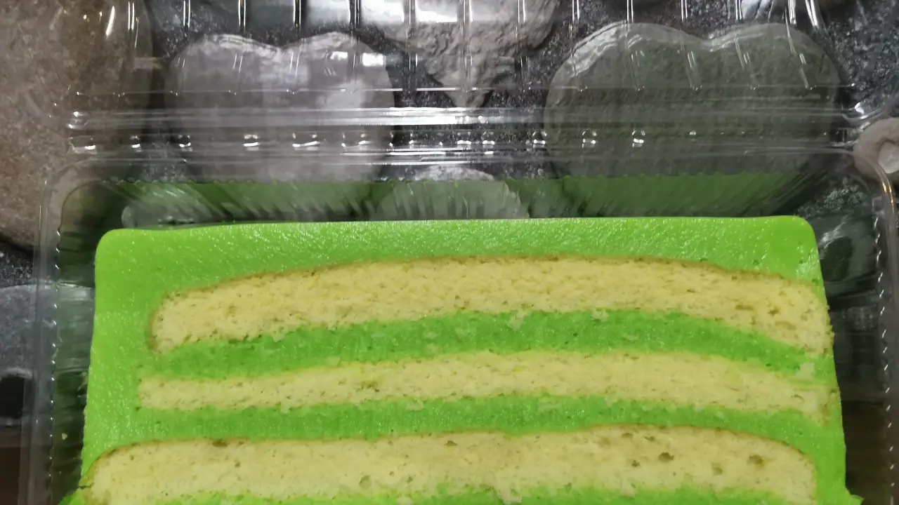 Bee Homemade Pandan Layer Kek