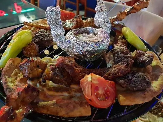 Turkish Barbecue Kebap'nin yemek ve ambiyans fotoğrafları 8
