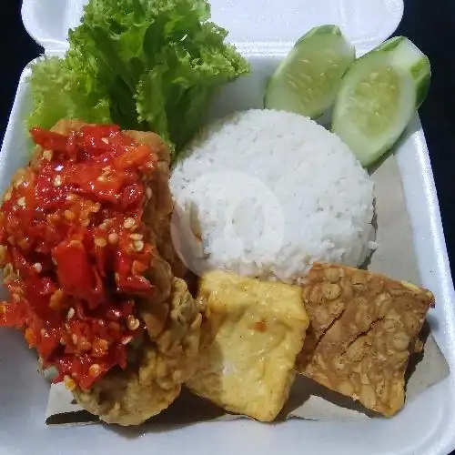 Gambar Makanan Geprek Teteh Syifa, P Morotai 1