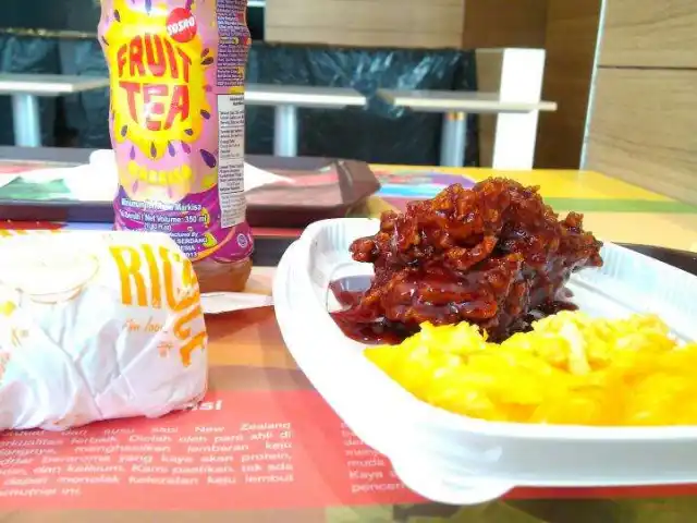 Gambar Makanan McDonald's 15